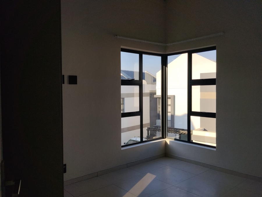 To Let 3 Bedroom Property for Rent in Cashan North West
